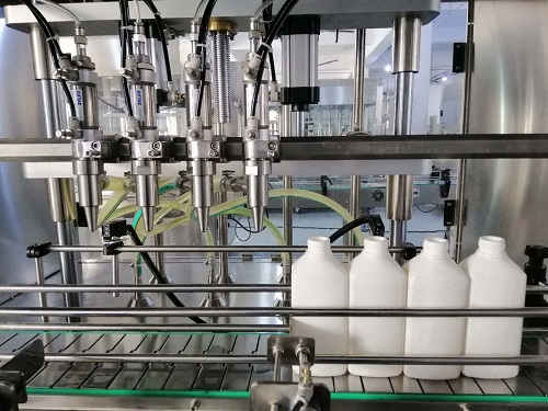 食用油灌裝機(jī)屢次調(diào)試不見好轉(zhuǎn)？那是因?yàn)槟銢]有盤對(duì)他